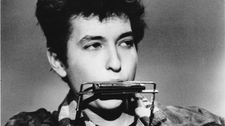 Bob Dylan Hasn't Received His Nobel Prize Because He Won't Return Their Calls